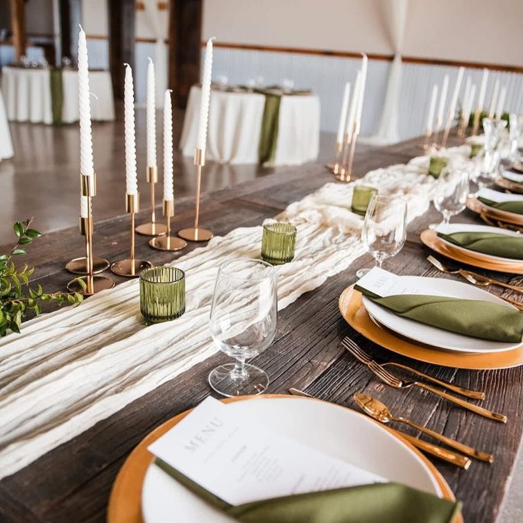 Table setting by Celebrate Event Rentals, Bigfork Montana