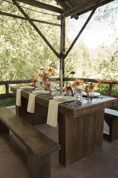 Table setting by Celebrate Event Rentals, Bigfork Montana
